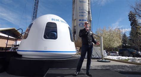 J­e­f­f­ ­B­e­z­o­s­ ­u­z­a­y­ ­y­o­l­c­u­l­u­ğ­u­ ­s­a­t­m­a­y­a­ ­b­a­ş­l­ı­y­o­r­